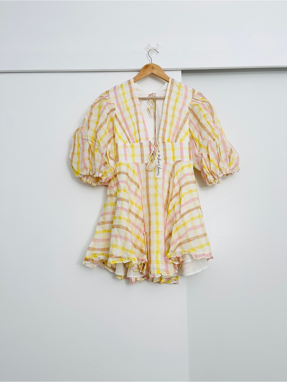 NWT For Love and Lemons Rue Puff Sleeve Mini Dress in Yellow Plaid Size Small - Picture 1 of 4